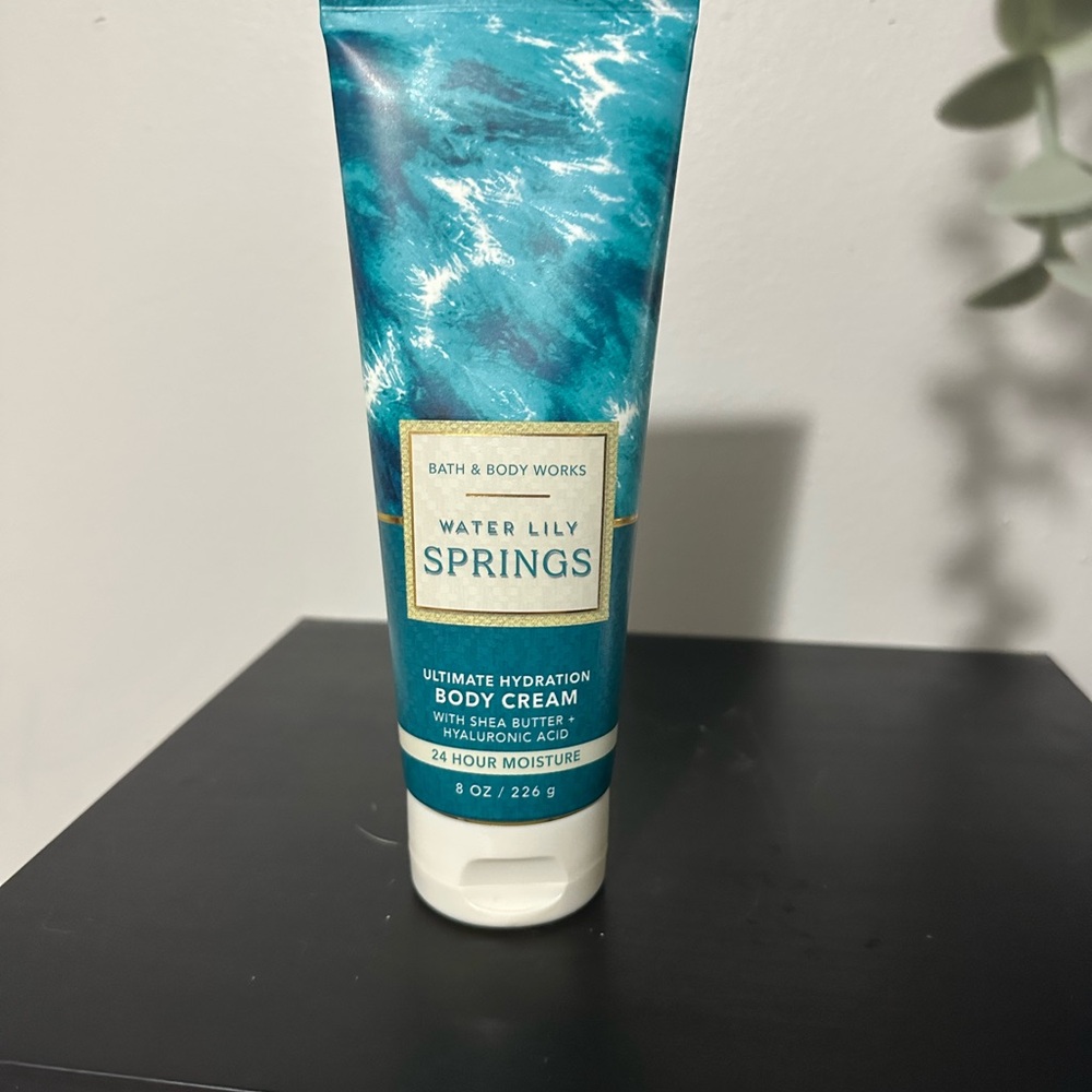Bath & Body Works Blue Moisturizer